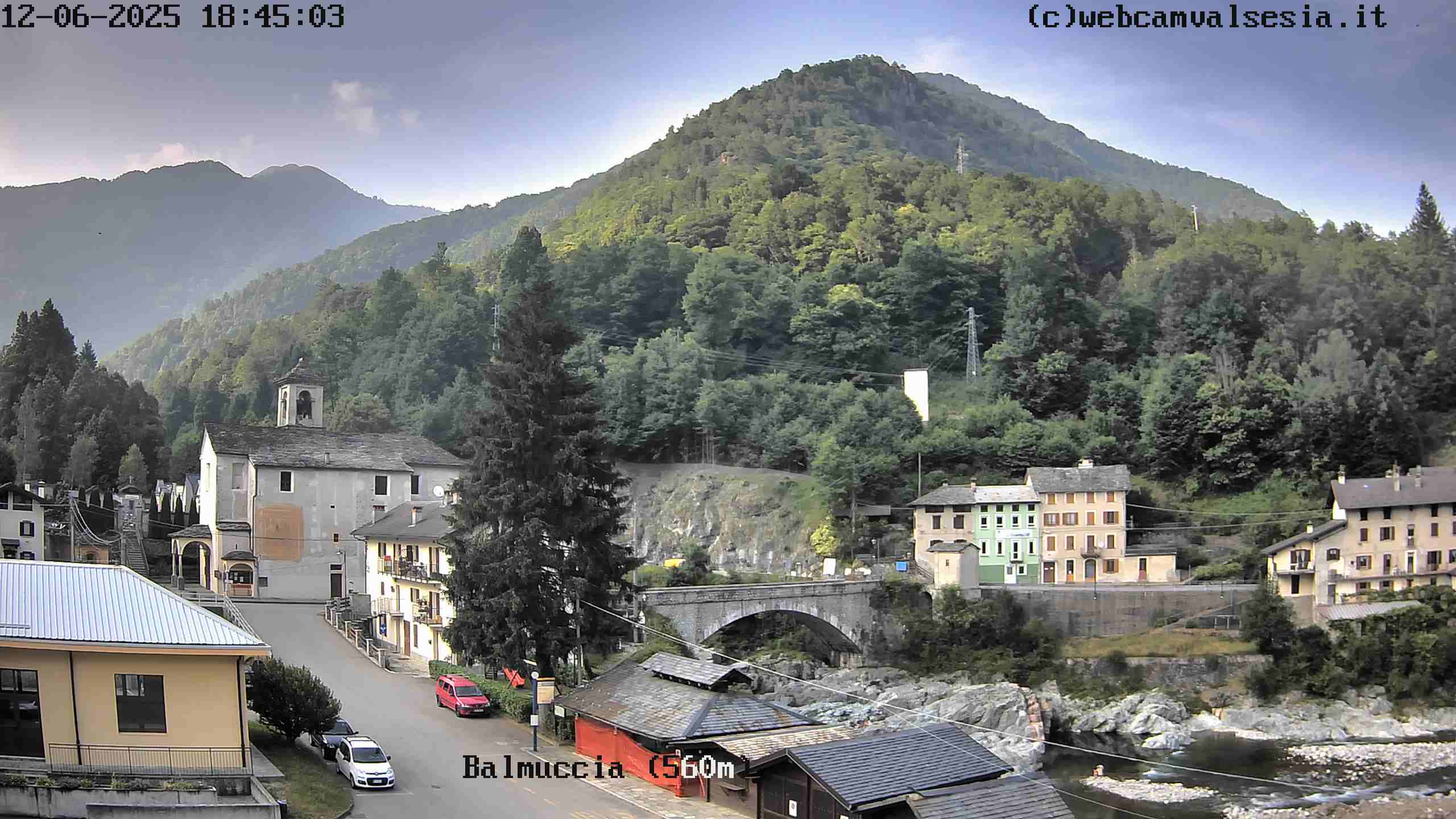immagine della webcam nei dintorni di Boccioleto: webcam Balmuccia