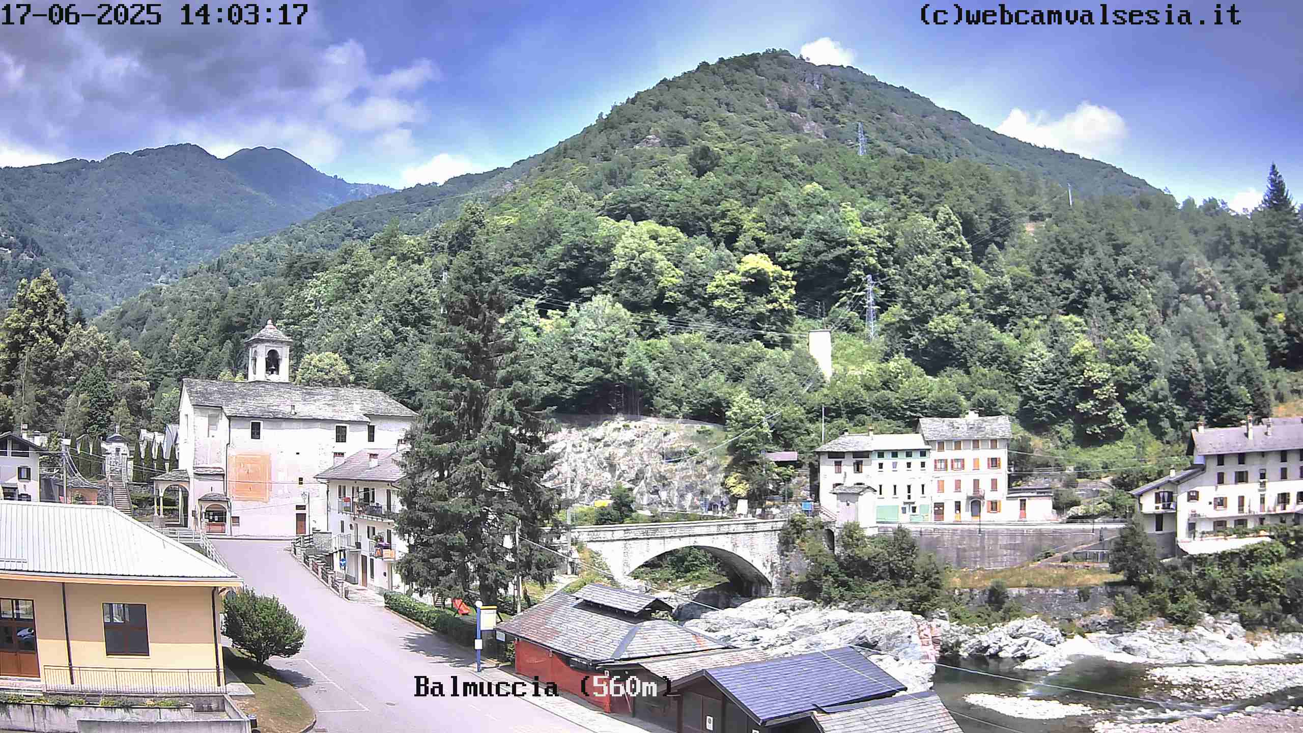 immagine della webcam nei dintorni di Alagna Valsesia: webcam Balmuccia