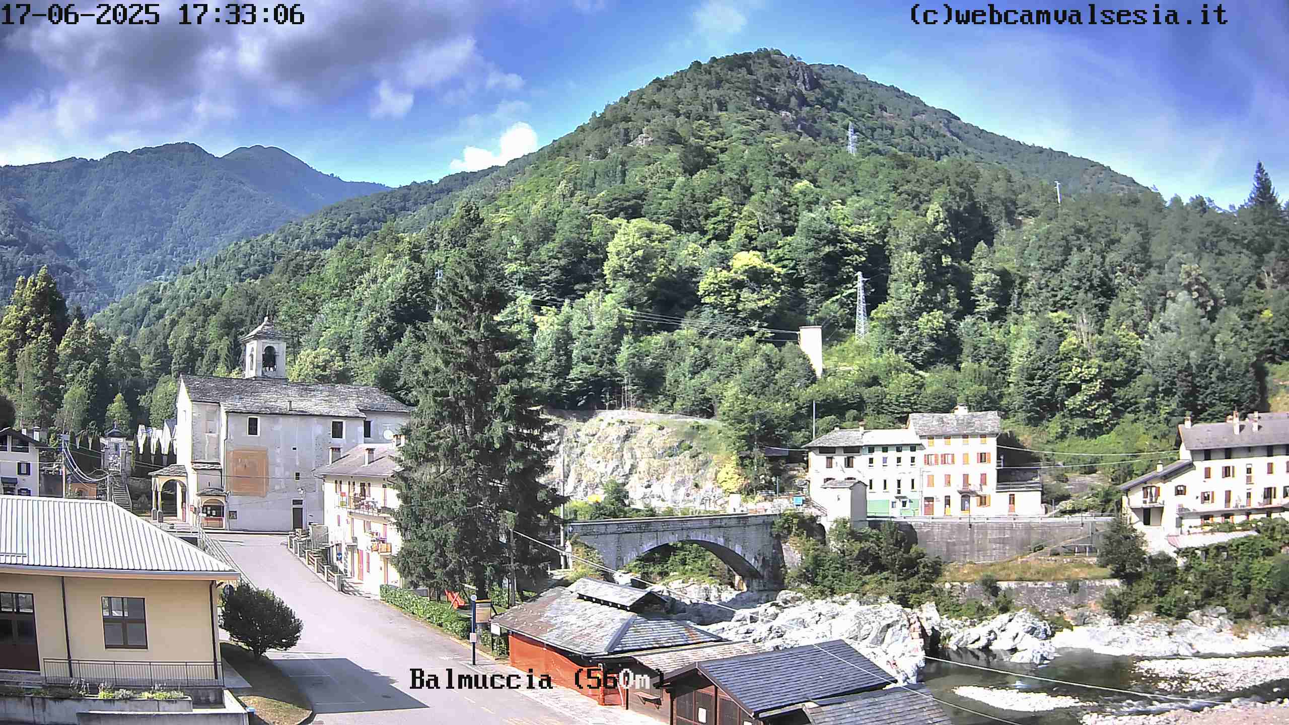 immagine della webcam nei dintorni di Alagna Valsesia: webcam Balmuccia