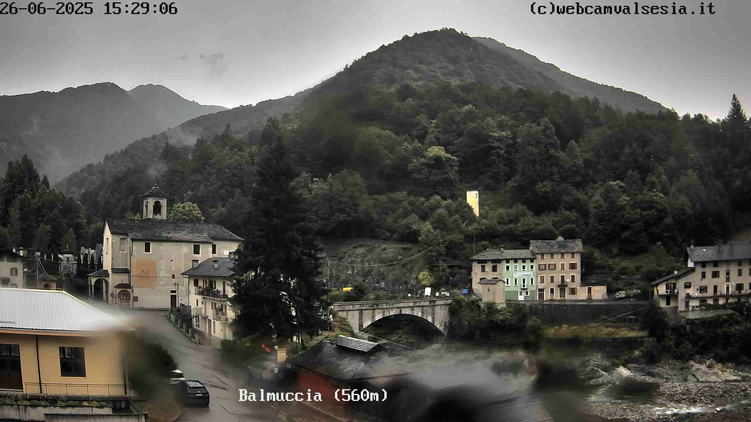 immagine della webcam nei dintorni di Riva Valdobbia: webcam Balmuccia
