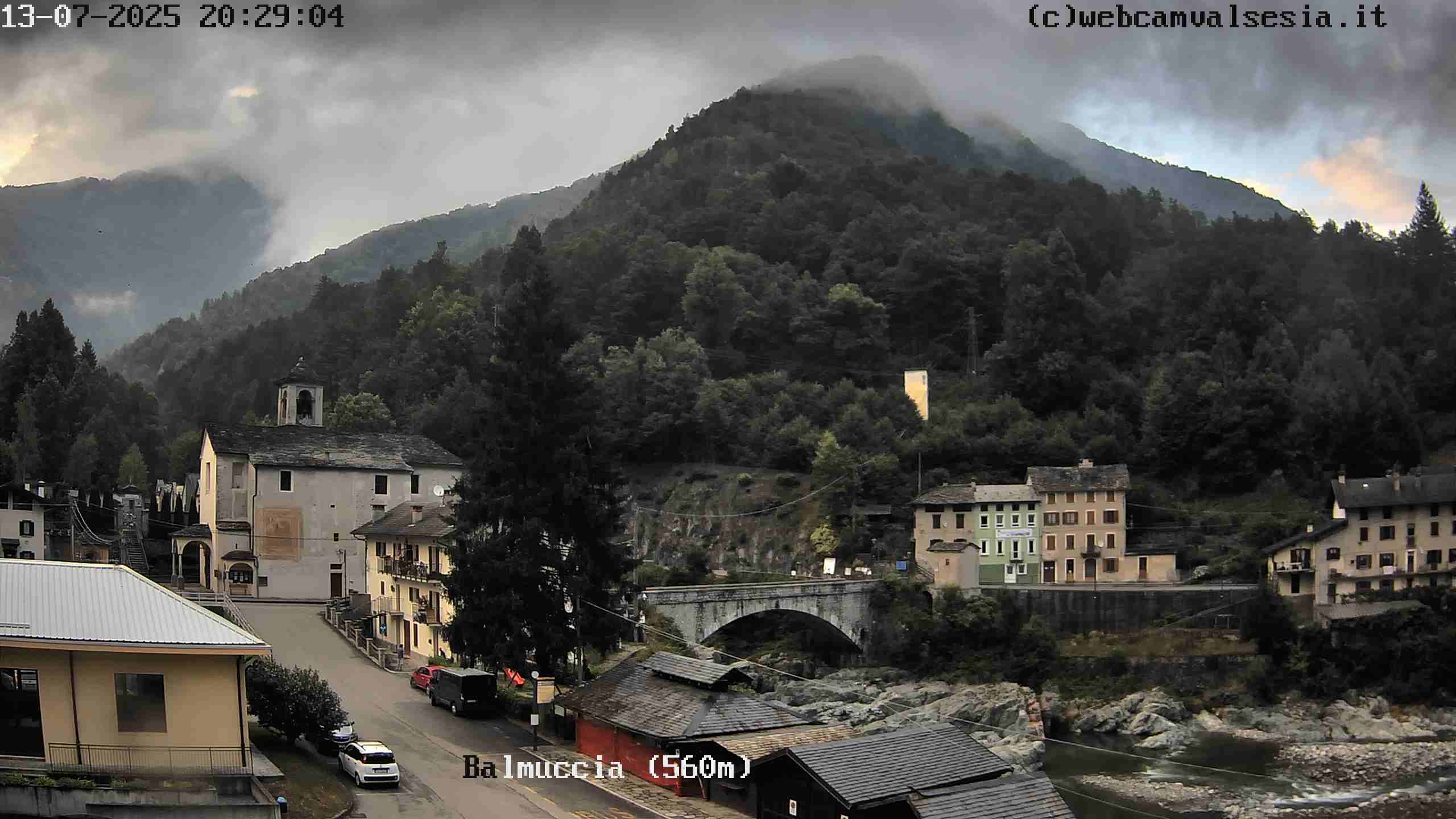 immagine della webcam nei dintorni di Rifugio Boffalora Ticino: webcam Balmuccia