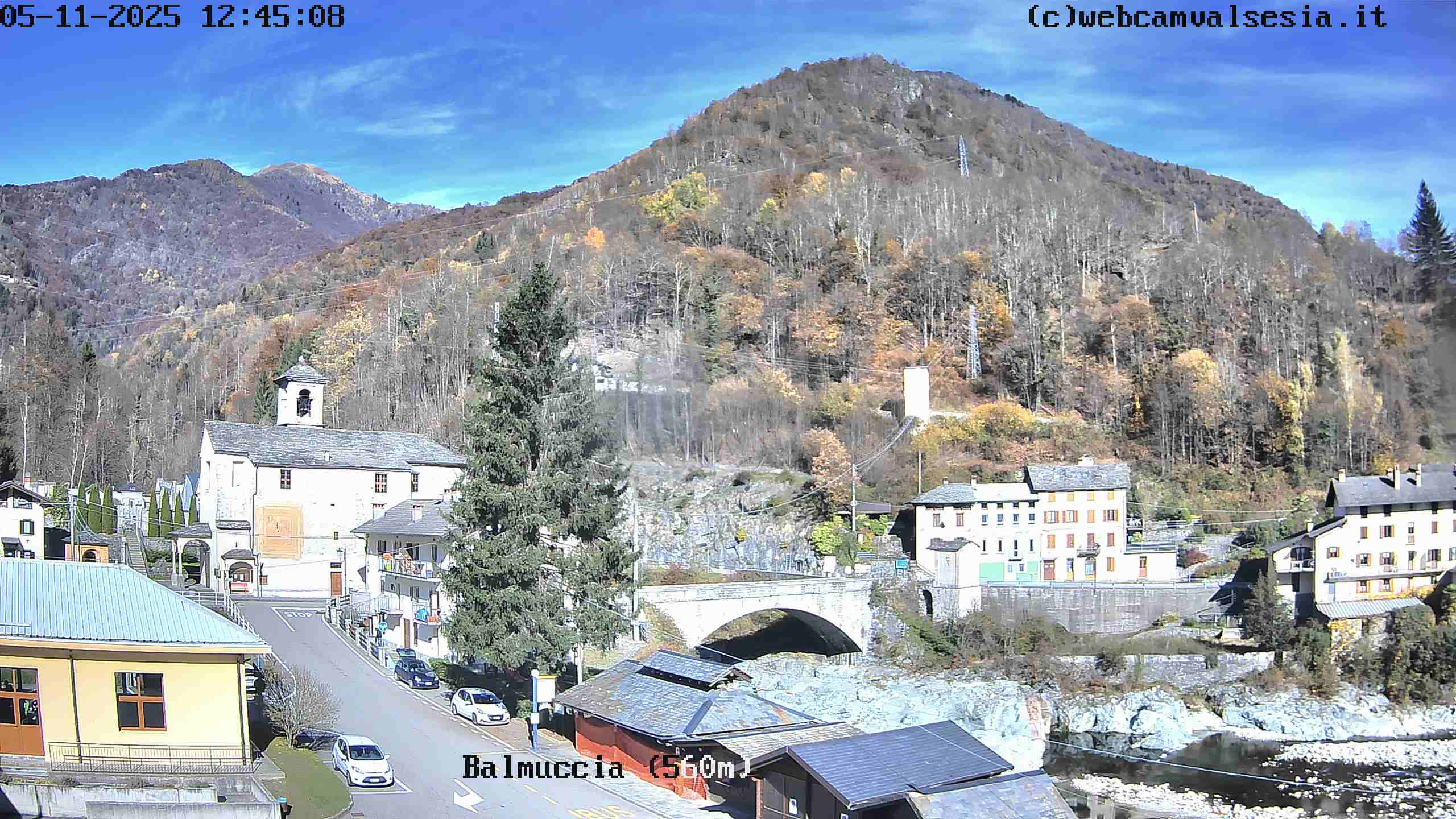 immagine della webcam nei dintorni di Varallo: webcam Balmuccia