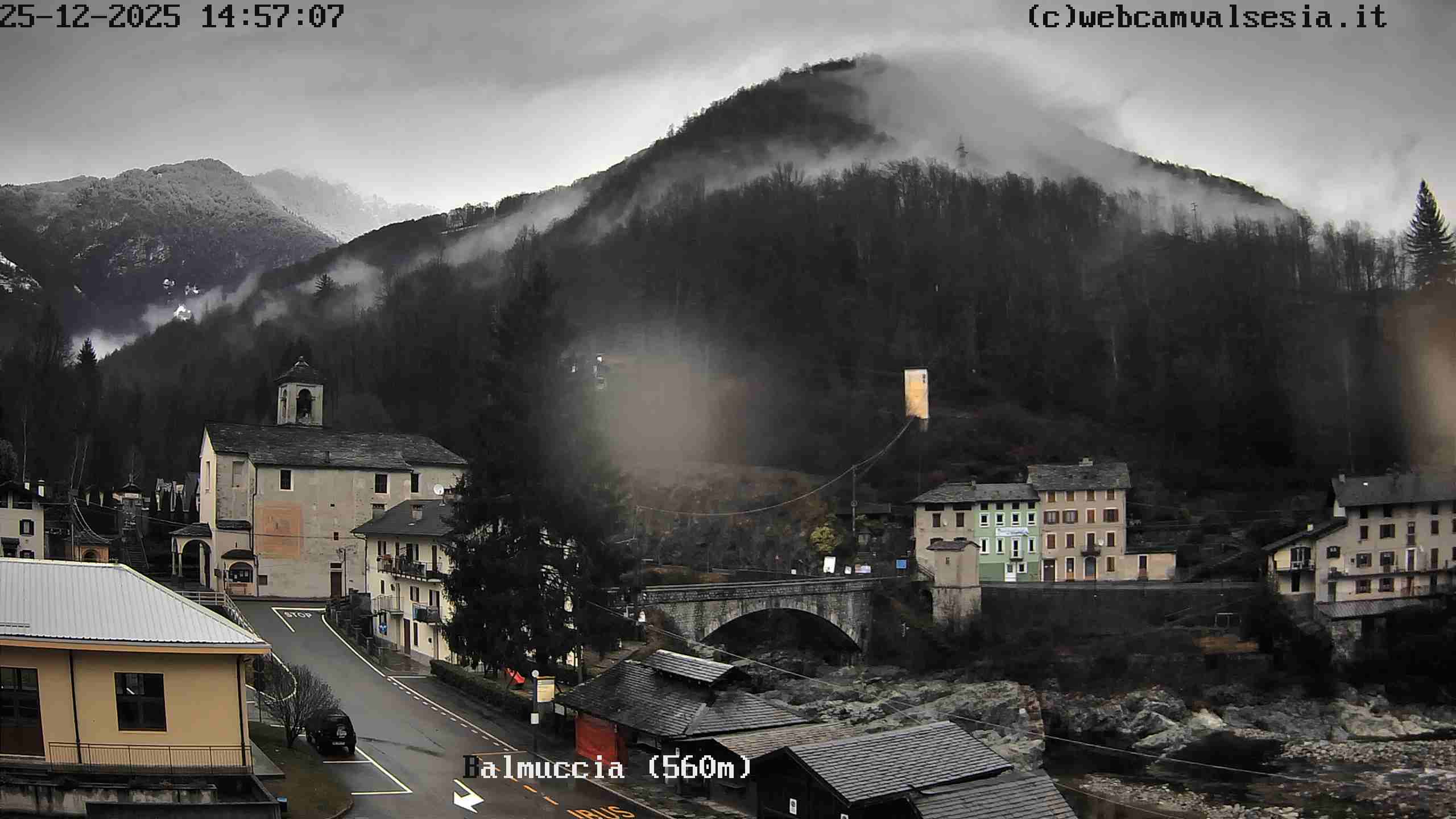 immagine della webcam nei dintorni di Campertogno: webcam Balmuccia