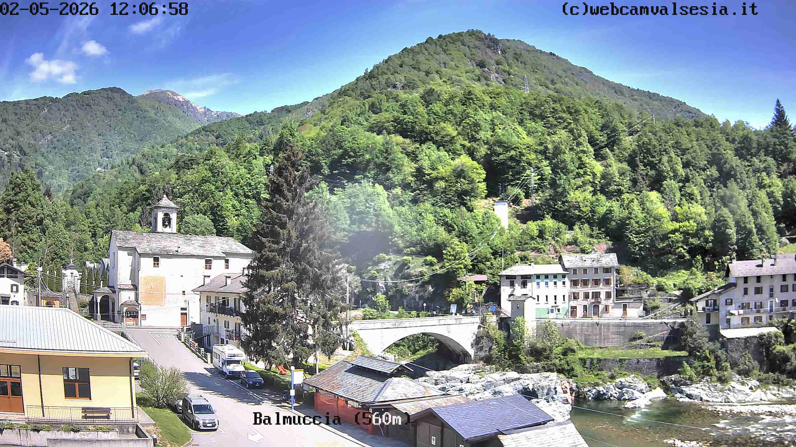 immagine della webcam nei dintorni di Varallo: webcam Balmuccia