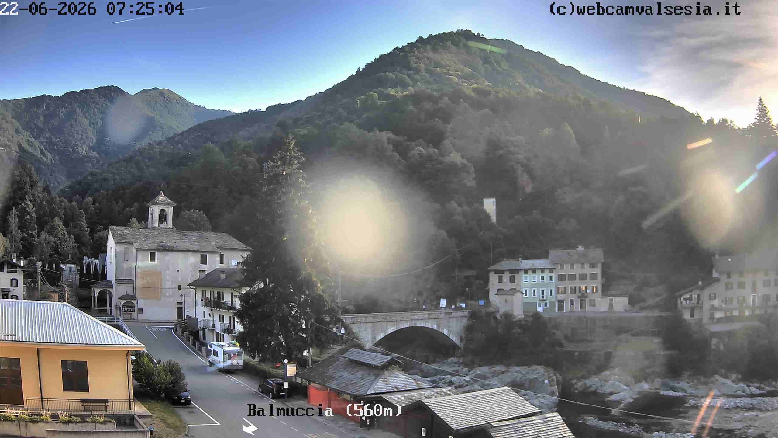 immagine della webcam nei dintorni di Riva Valdobbia: webcam Balmuccia