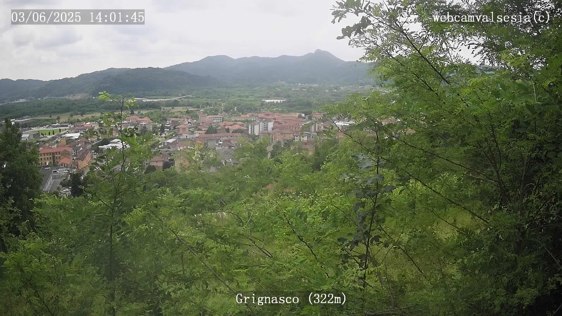 immagine della webcam nei dintorni di Madonna del Sasso: webcam Grignasco