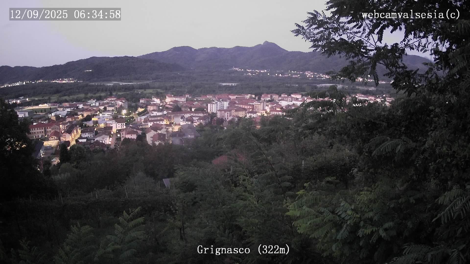 immagine della webcam nei dintorni di Borgosesia: webcam Grignasco