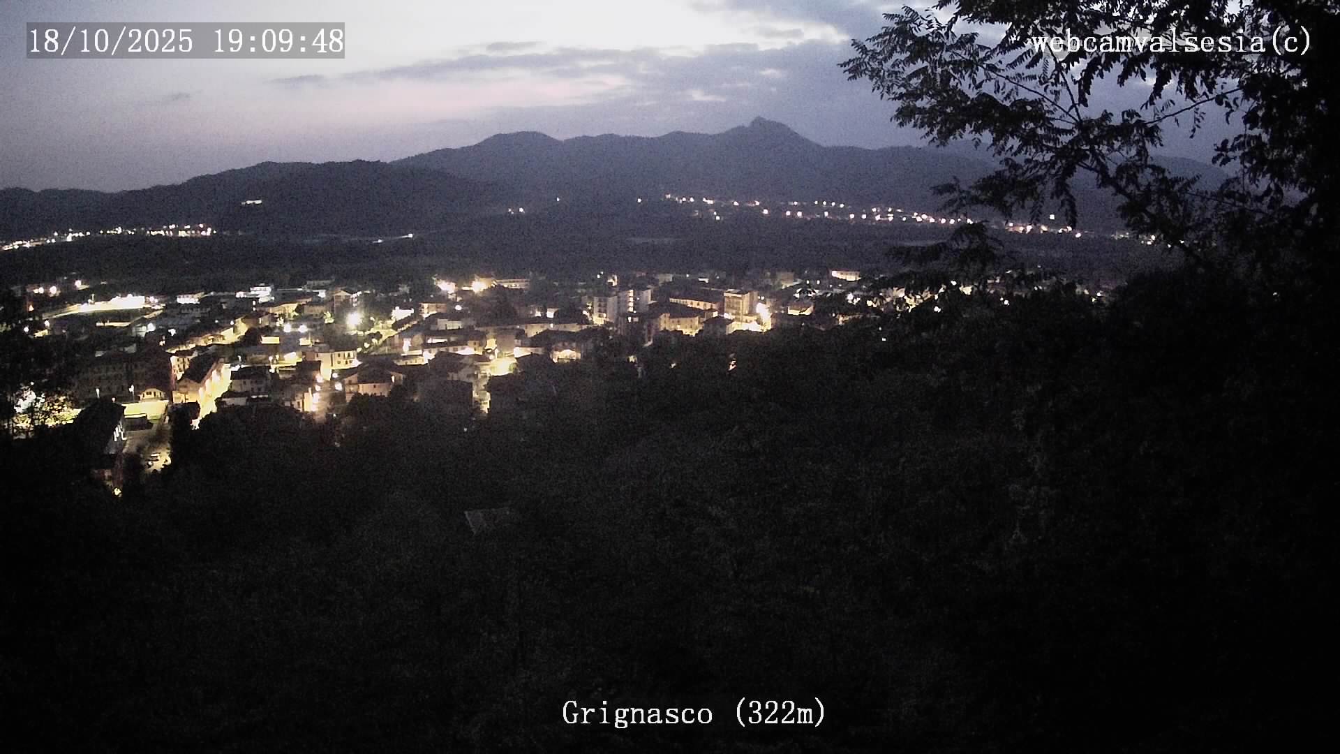 immagine della webcam nei dintorni di Borgomanero: webcam Grignasco