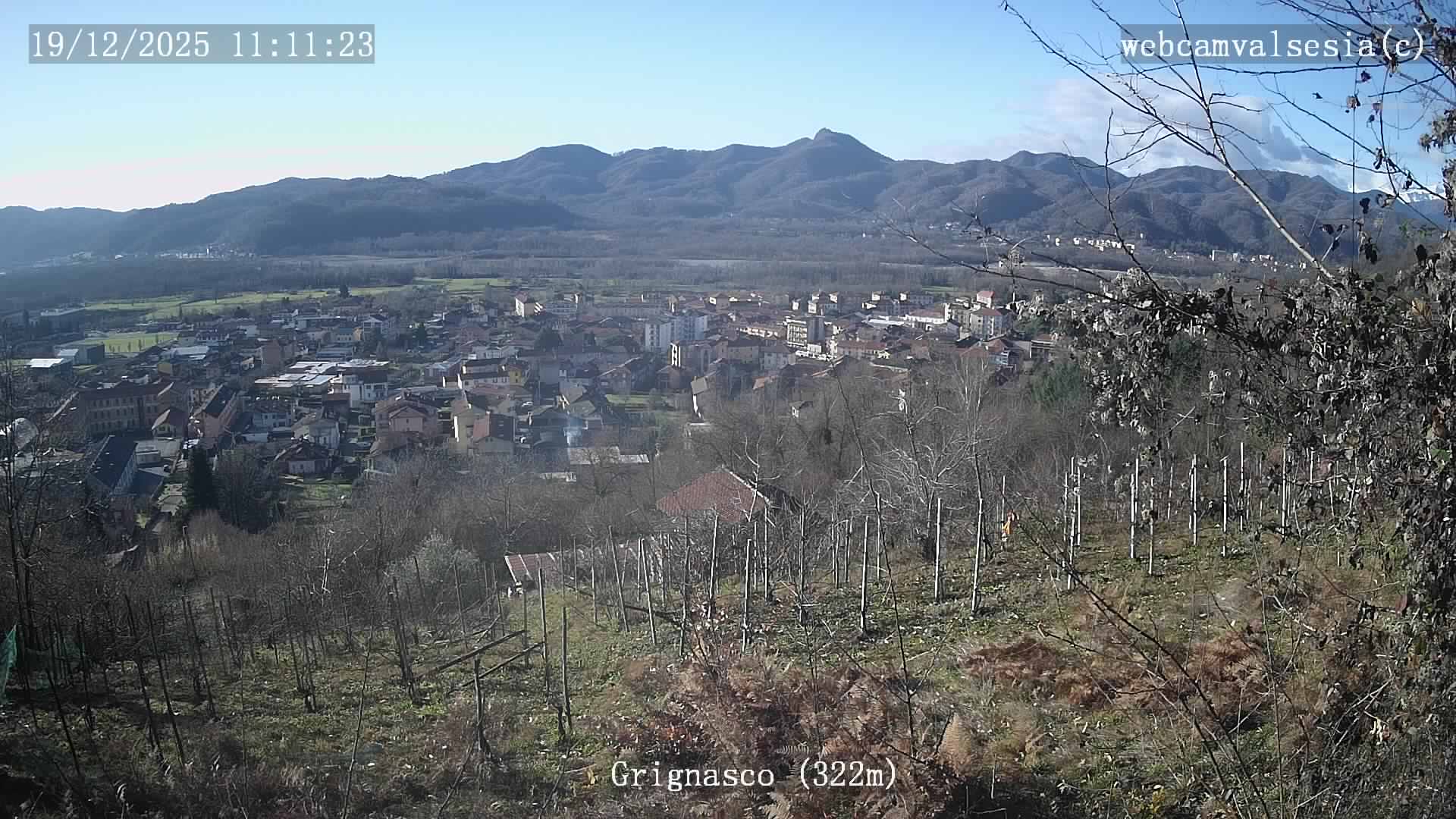 immagine della webcam nei dintorni di Madonna del Sasso: webcam Grignasco