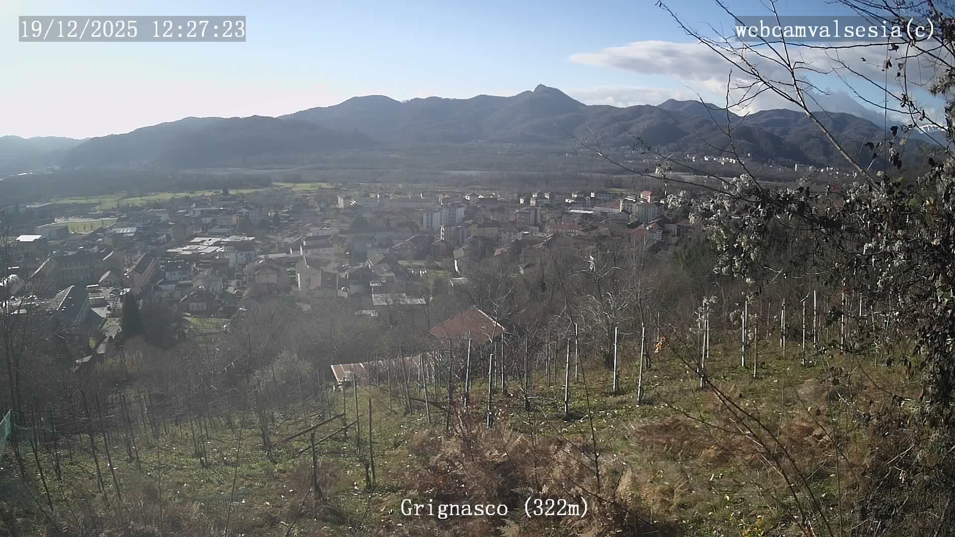 immagine della webcam nei dintorni di Madonna del Sasso: webcam Grignasco