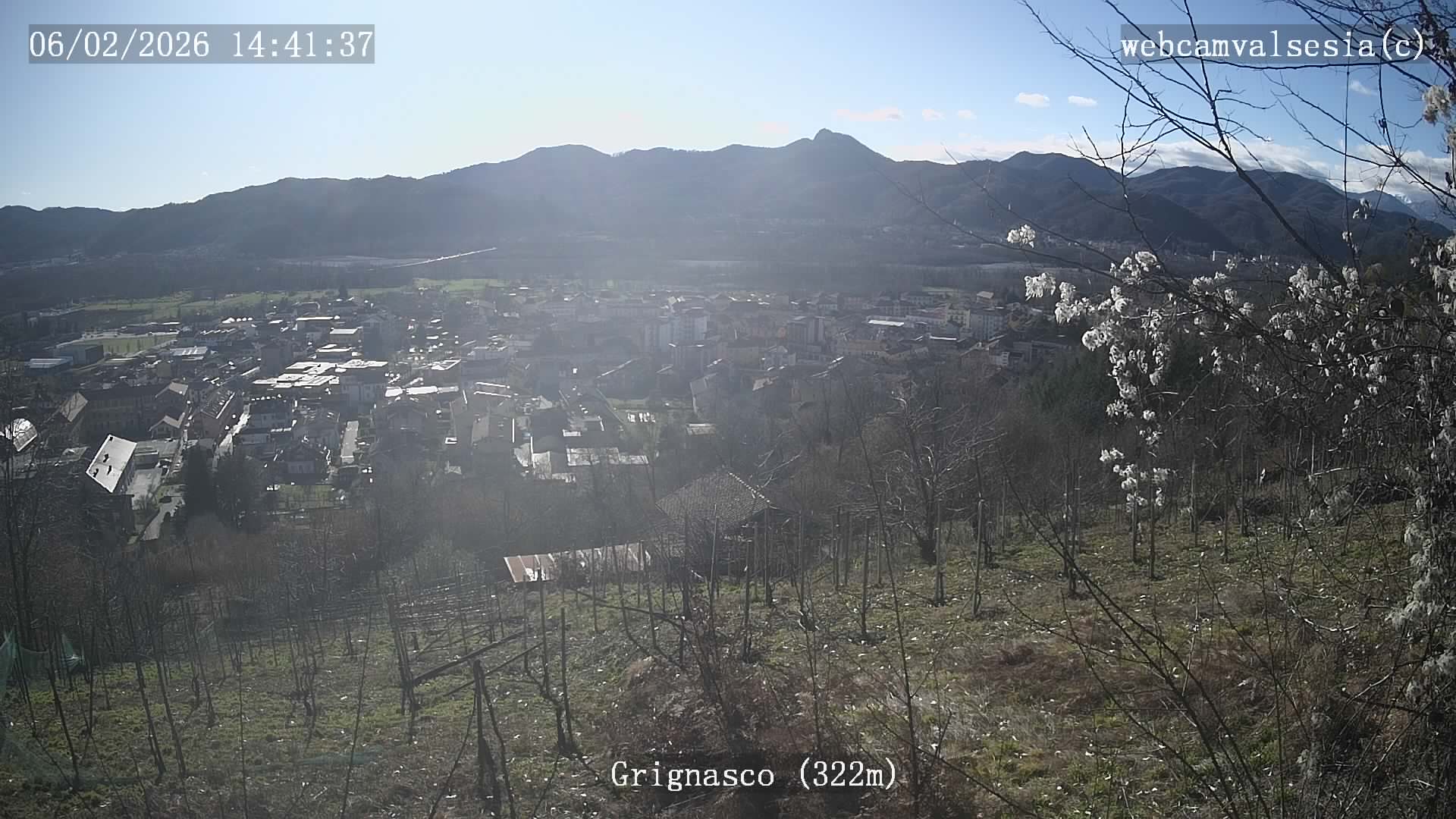 immagine della webcam nei dintorni di Fontaneto d'Agogna: webcam Grignasco