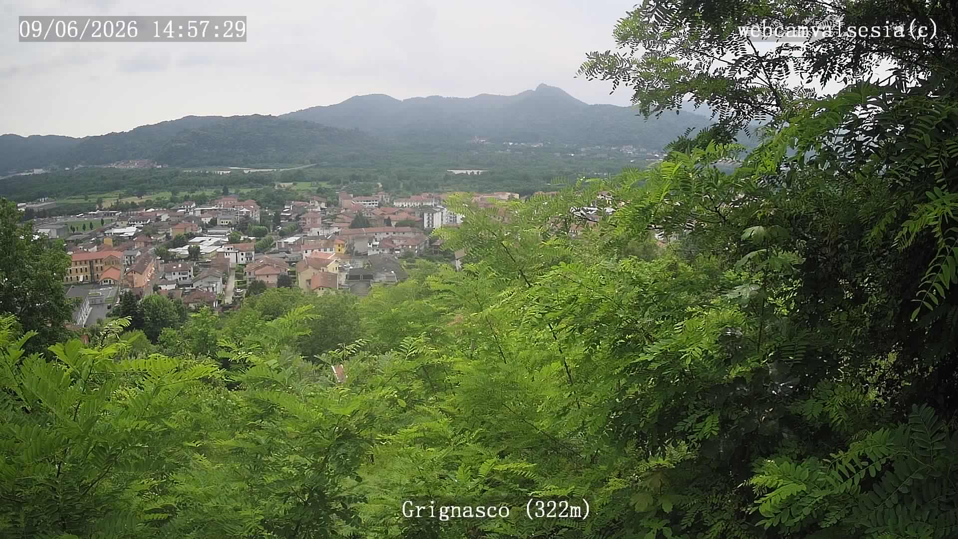 immagine della webcam nei dintorni di Borgomanero: webcam Grignasco