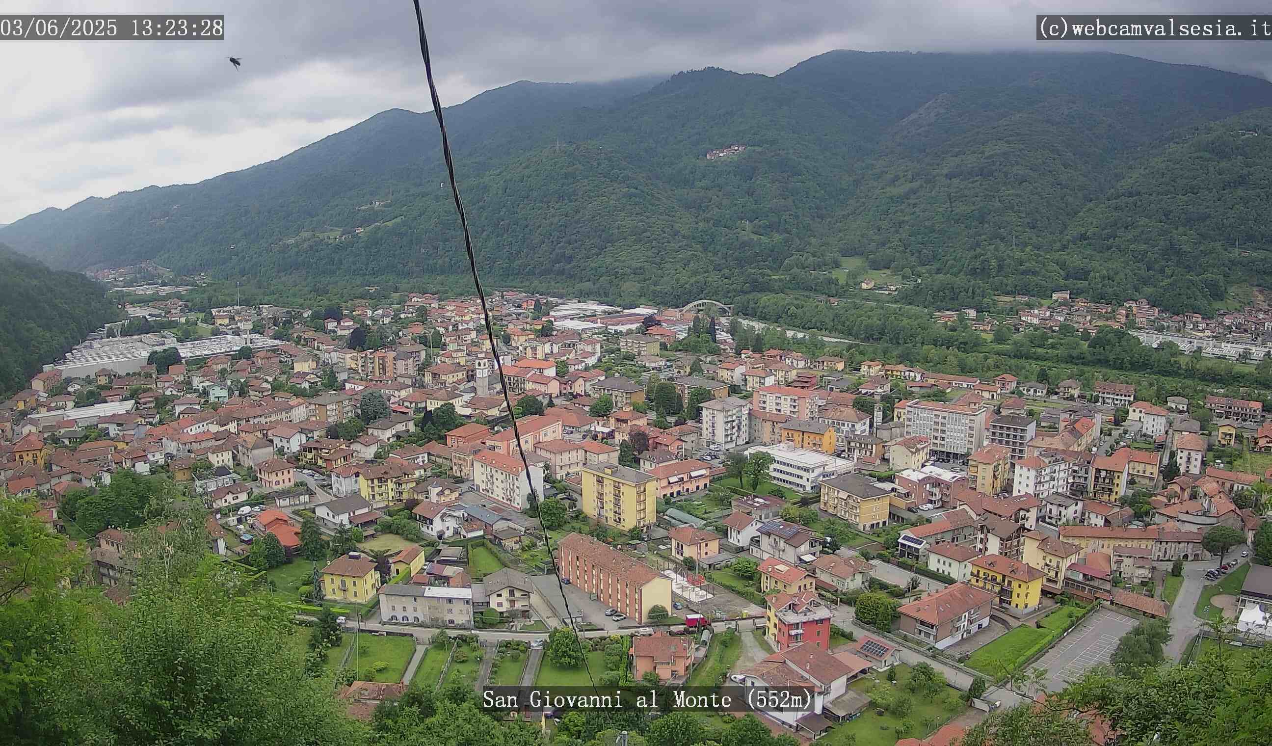 immagine della webcam nei dintorni di Madonna del Sasso: webcam Quarona