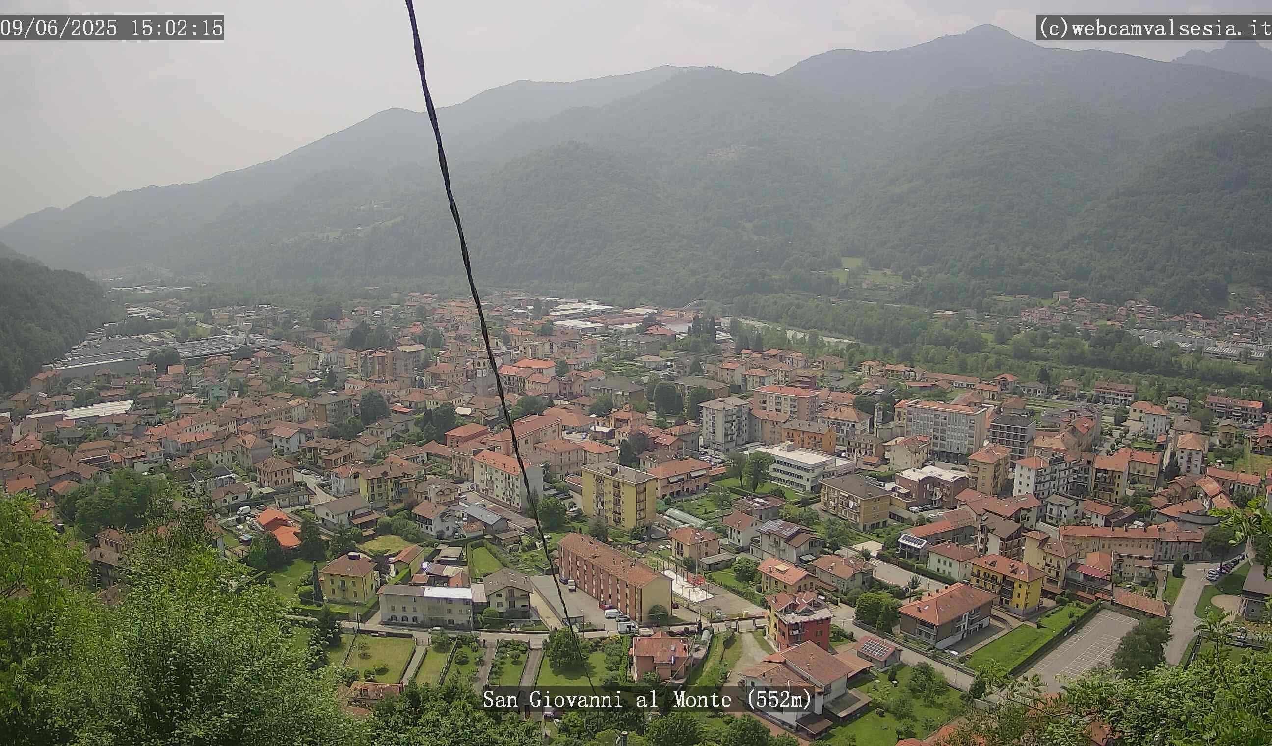 immagine della webcam nei dintorni di Varallo: webcam Quarona