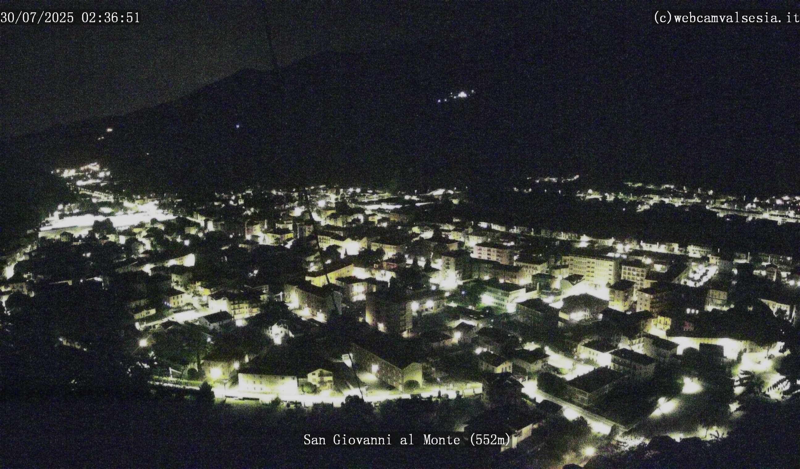 immagine della webcam nei dintorni di Pella: webcam Quarona
