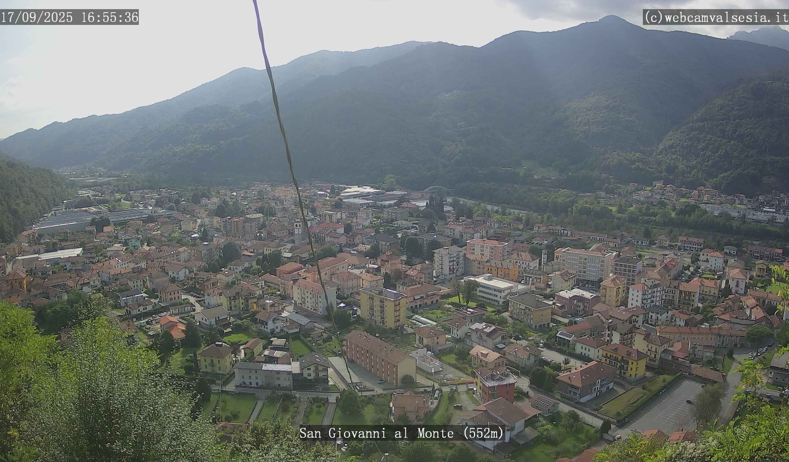 immagine della webcam nei dintorni di Lozzolo: webcam Quarona
