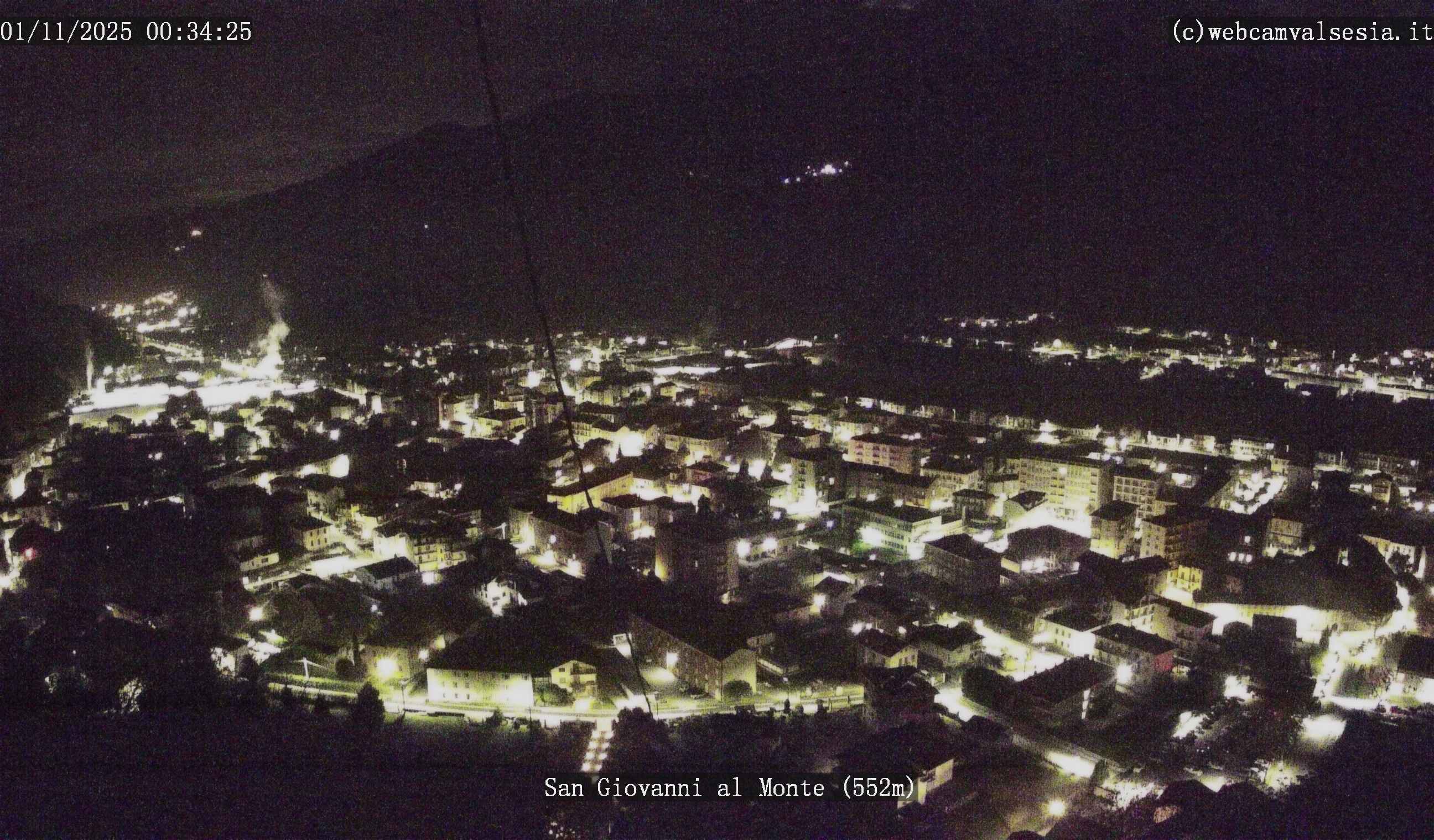 immagine della webcam nei dintorni di Varallo: webcam Quarona