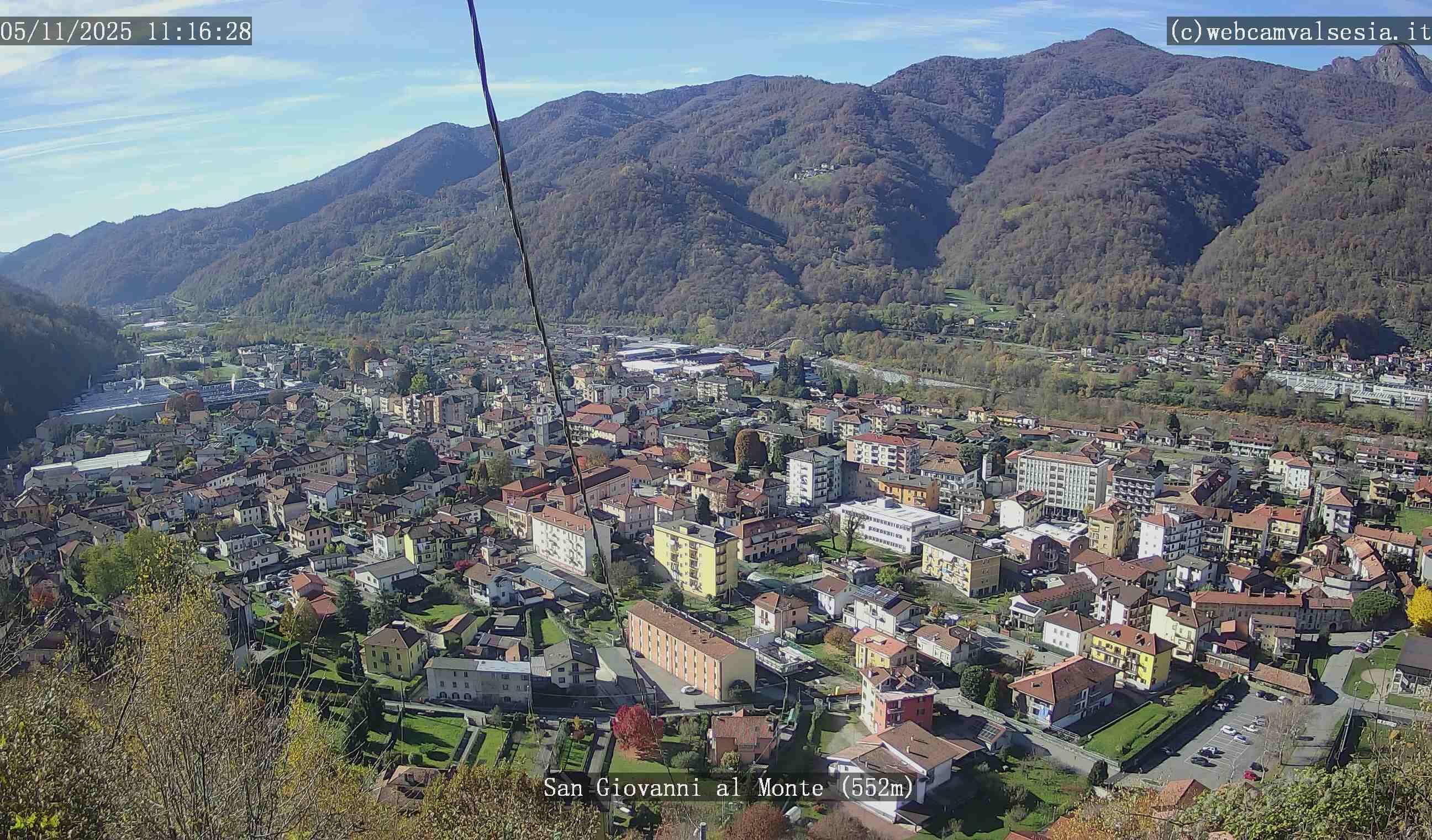 immagine della webcam nei dintorni di Lozzolo: webcam Quarona