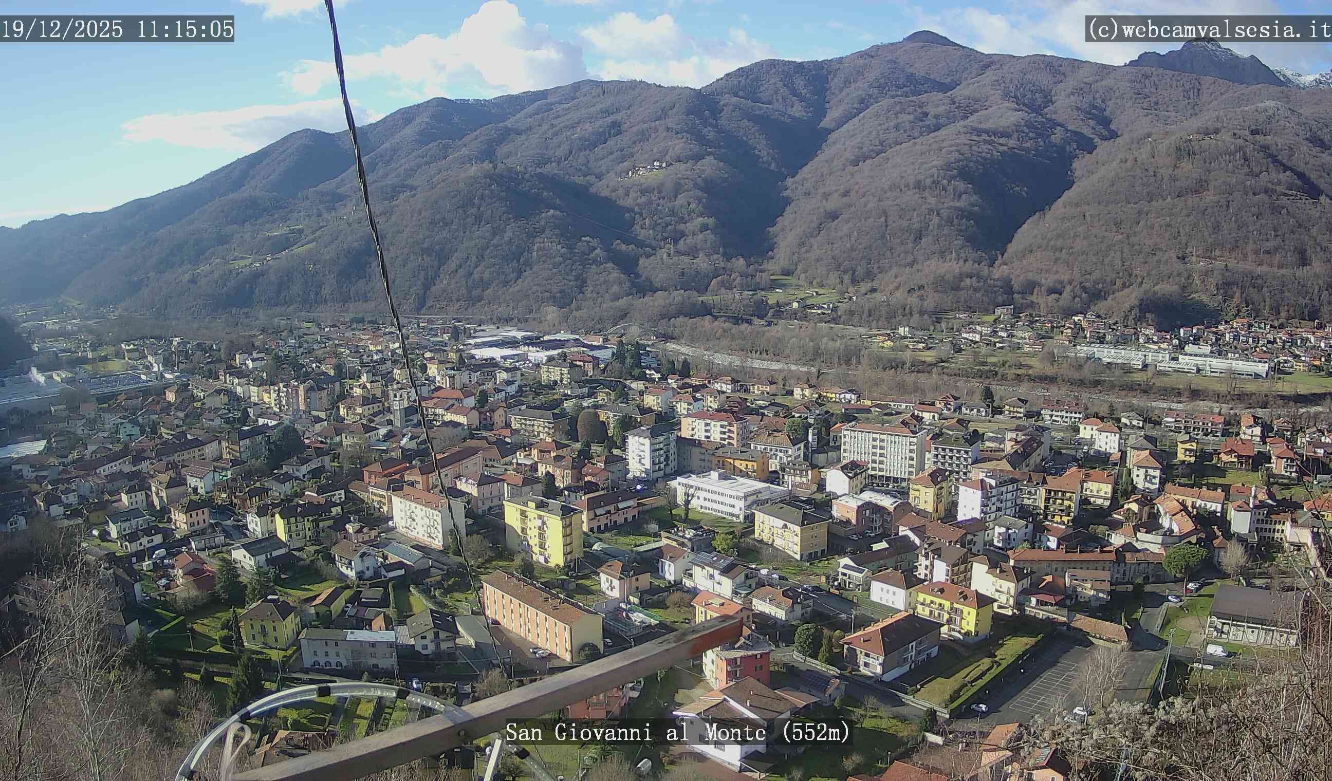 immagine della webcam nei dintorni di Madonna del Sasso: webcam Quarona