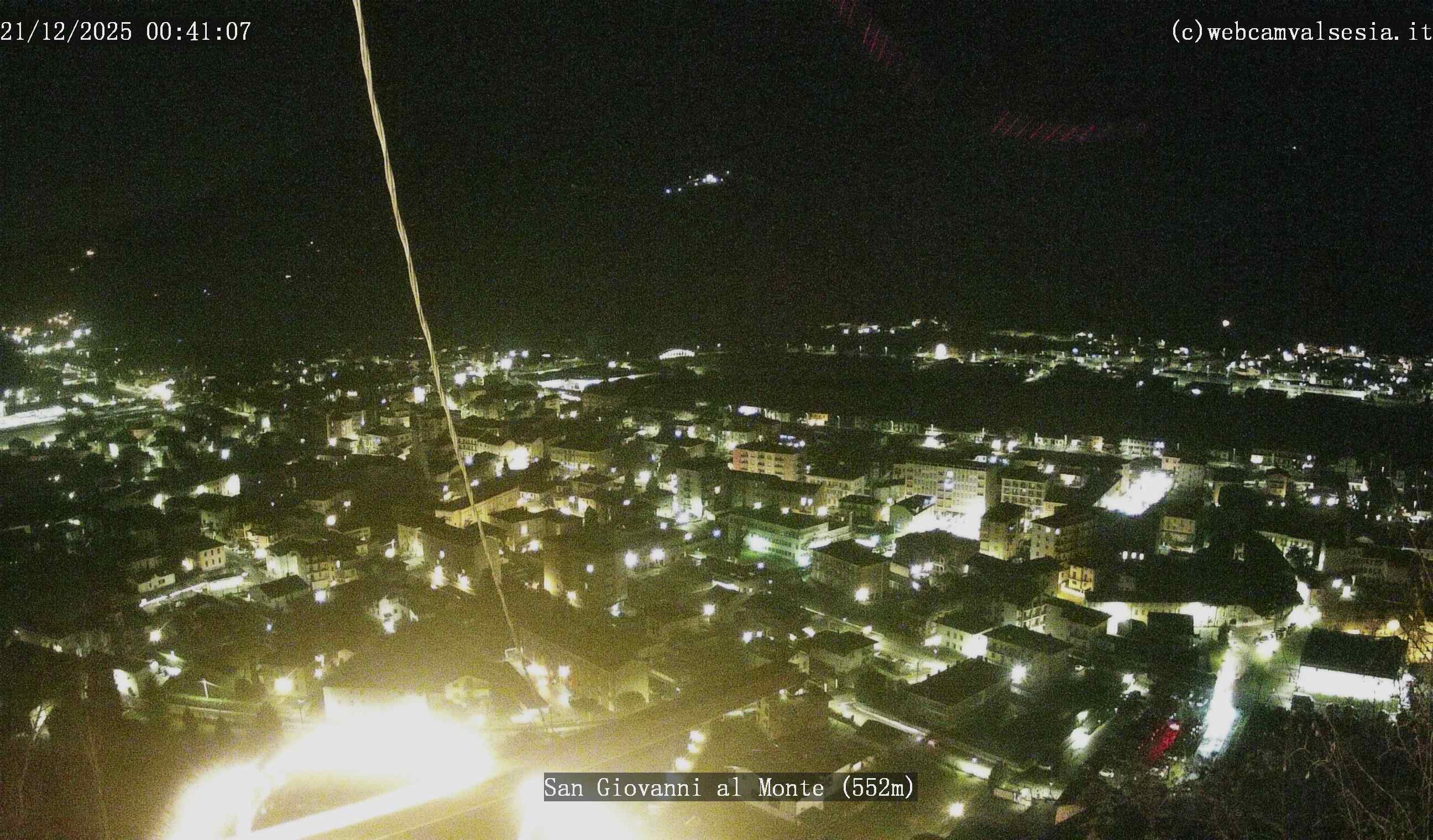 immagine della webcam nei dintorni di Varallo: webcam Quarona