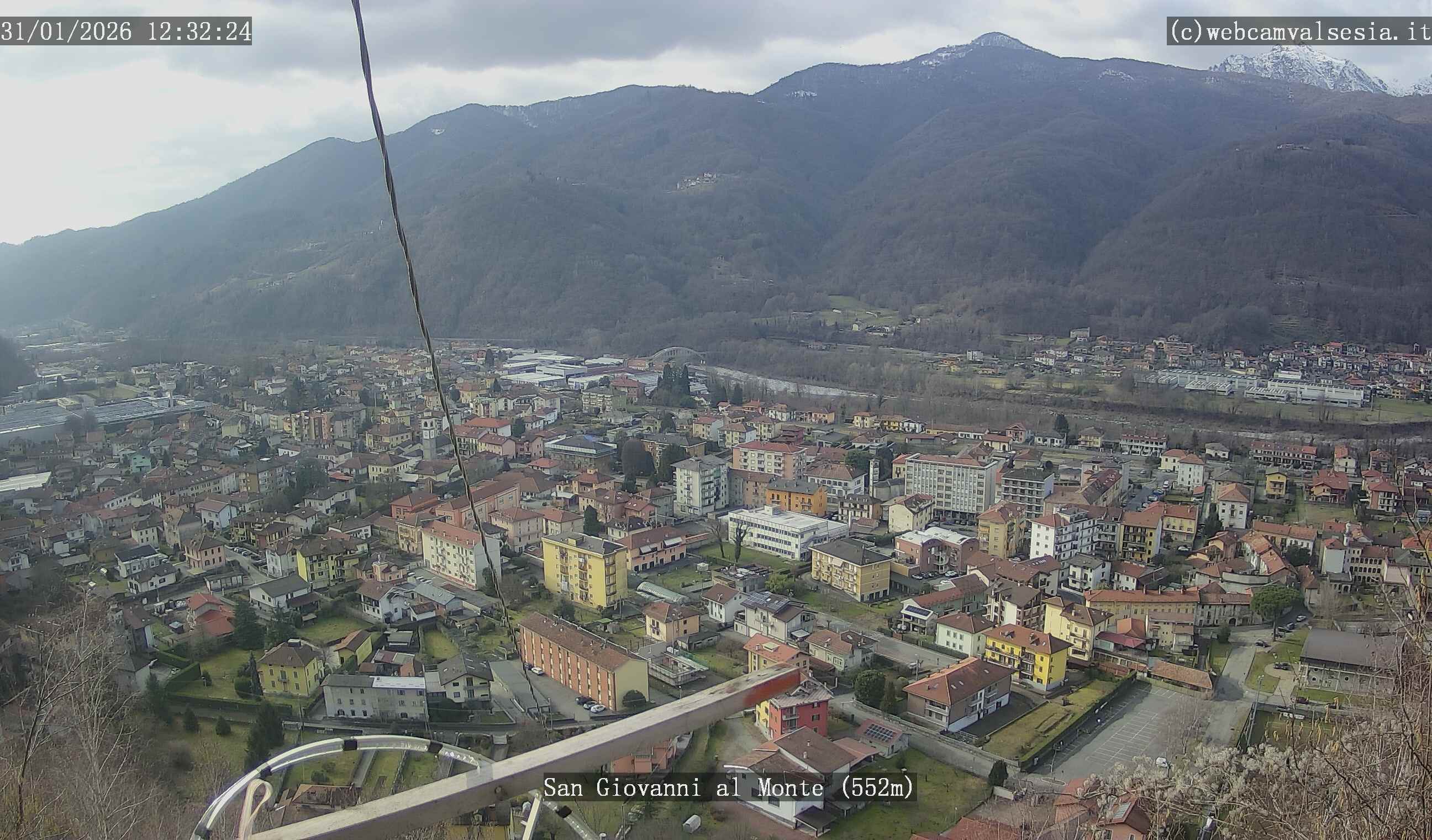 immagine della webcam nei dintorni di Pella: webcam Quarona