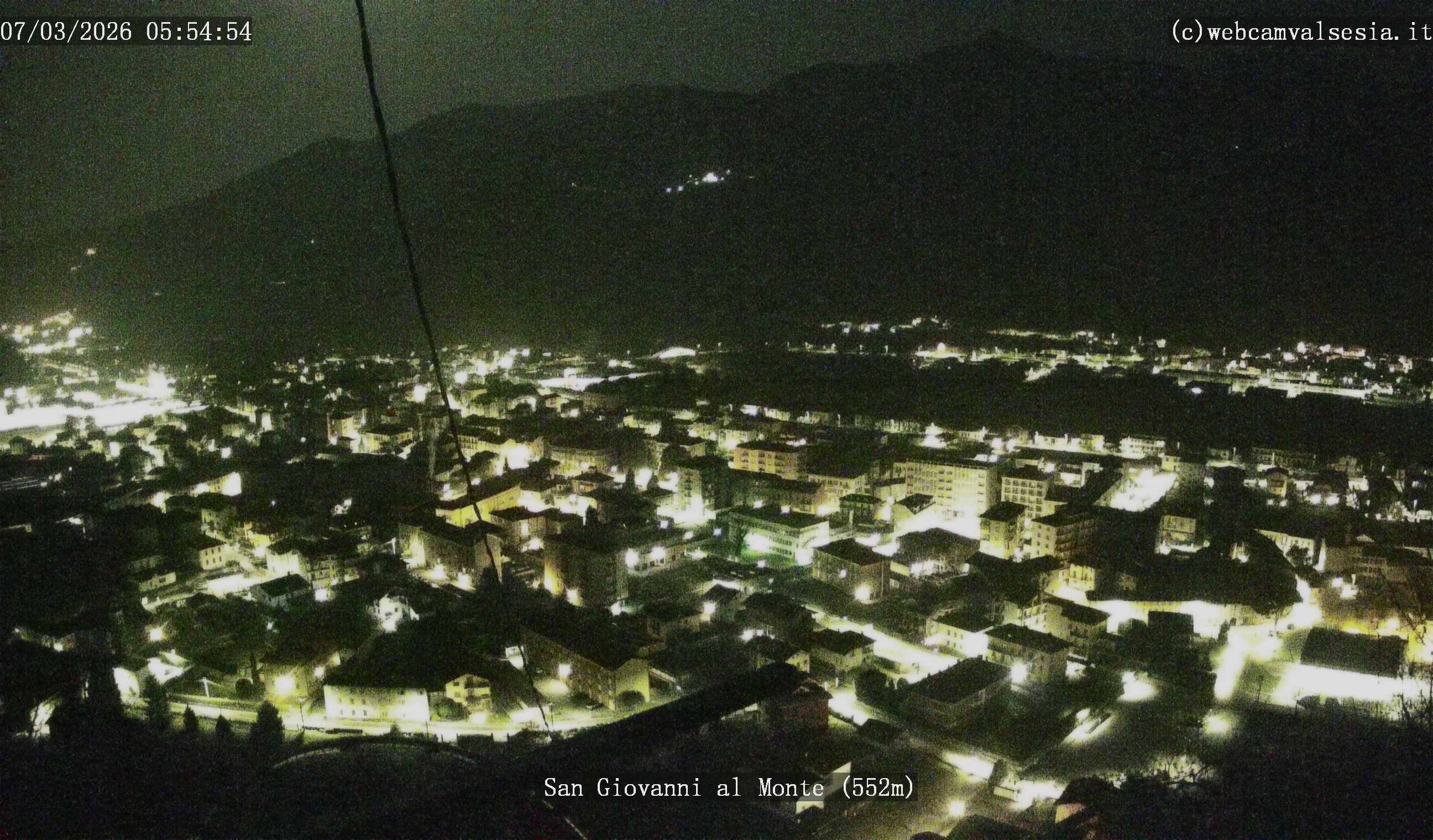 immagine della webcam nei dintorni di Briga Novarese: webcam Quarona