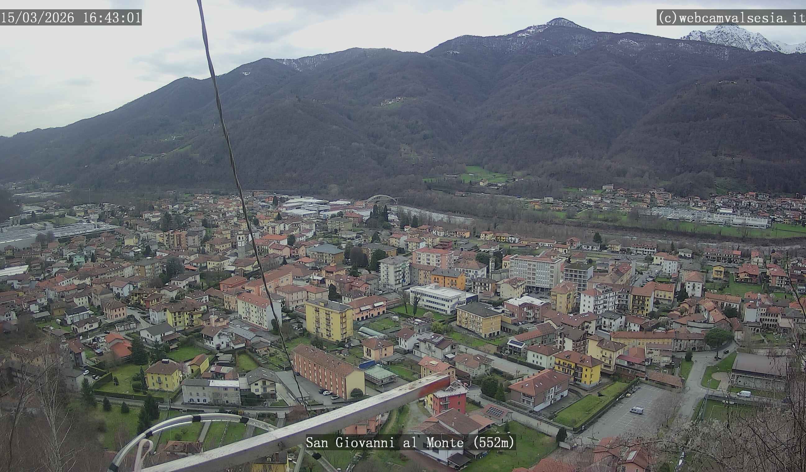 immagine della webcam nei dintorni di Orta San Giulio: webcam Quarona