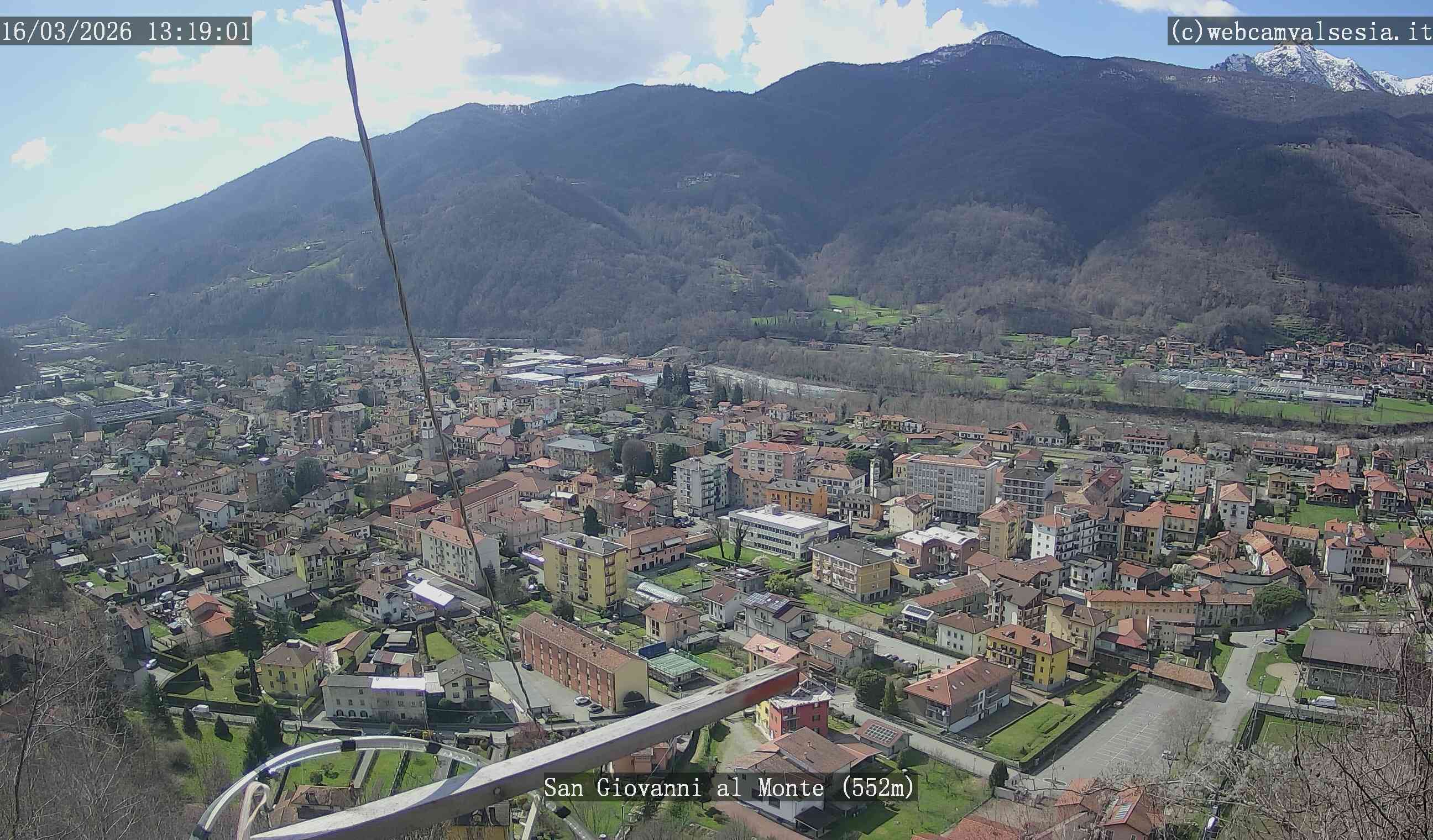 immagine della webcam nei dintorni di Borgomanero: webcam Quarona