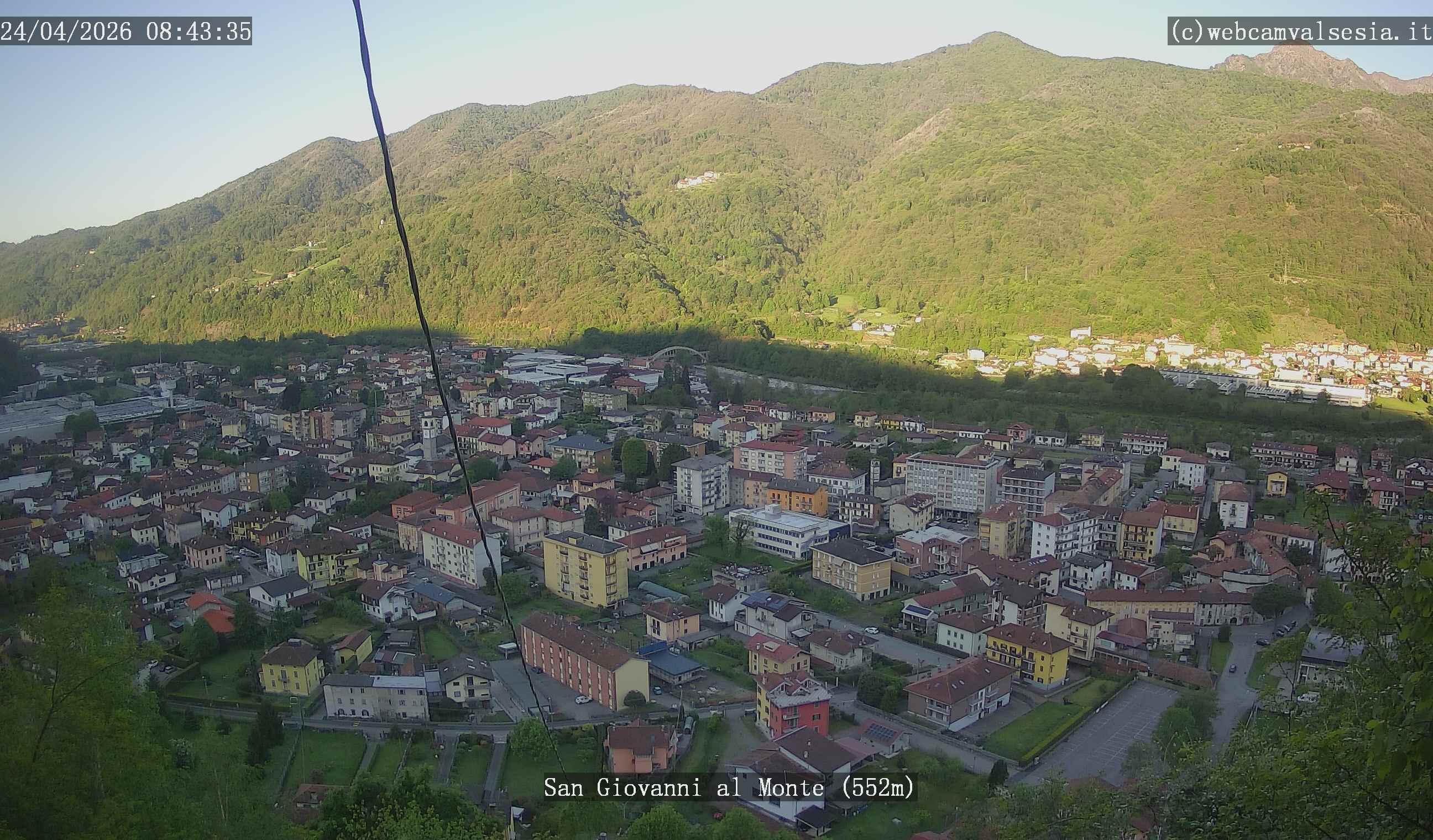 immagine della webcam nei dintorni di Madonna del Sasso: webcam Quarona