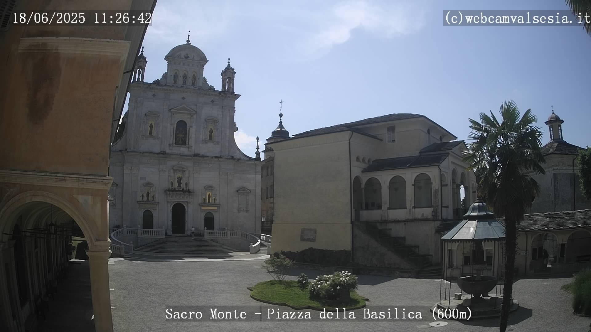 immagine della webcam nei dintorni di Lozzolo: webcam Varallo
