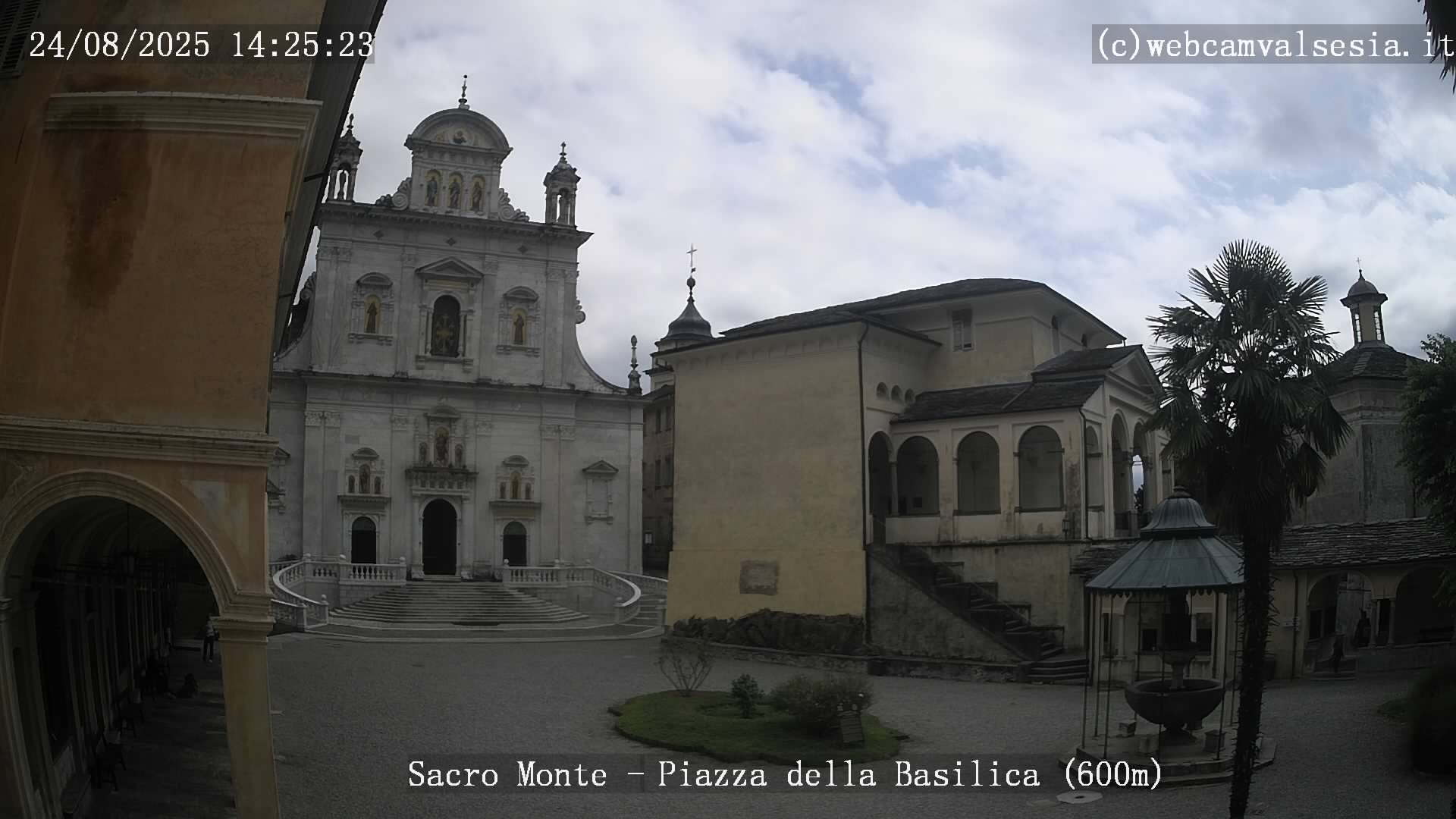immagine della webcam nei dintorni di Alpe di Mera: webcam Varallo