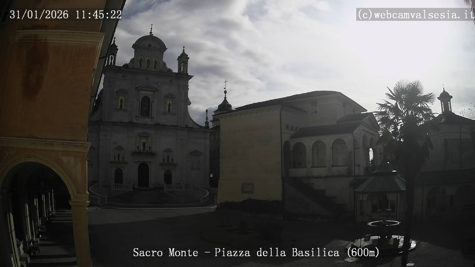 immagine della webcam nei dintorni di Pella: webcam Varallo