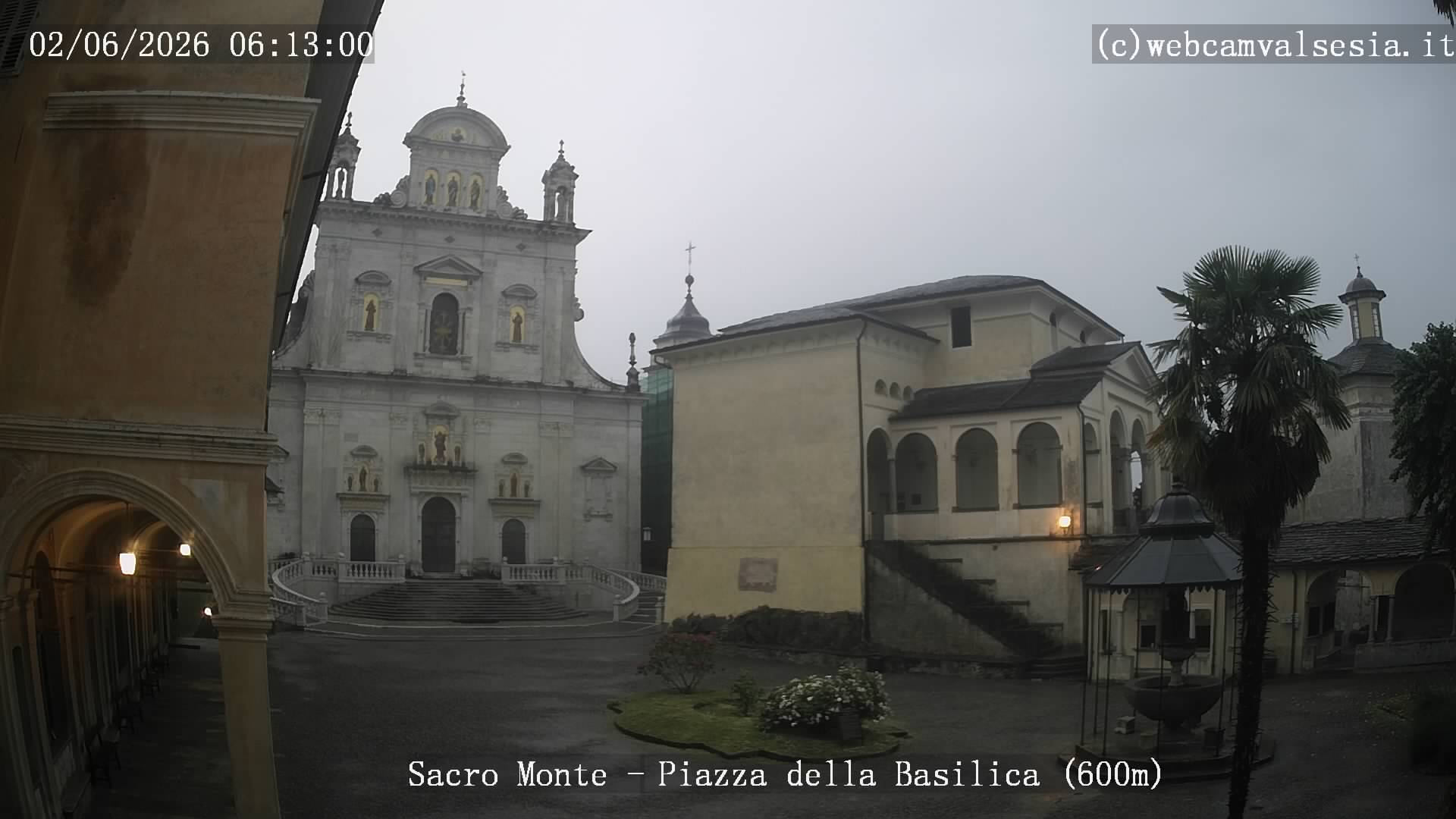 immagine della webcam nei dintorni di Casale Corte Cerro: webcam Varallo