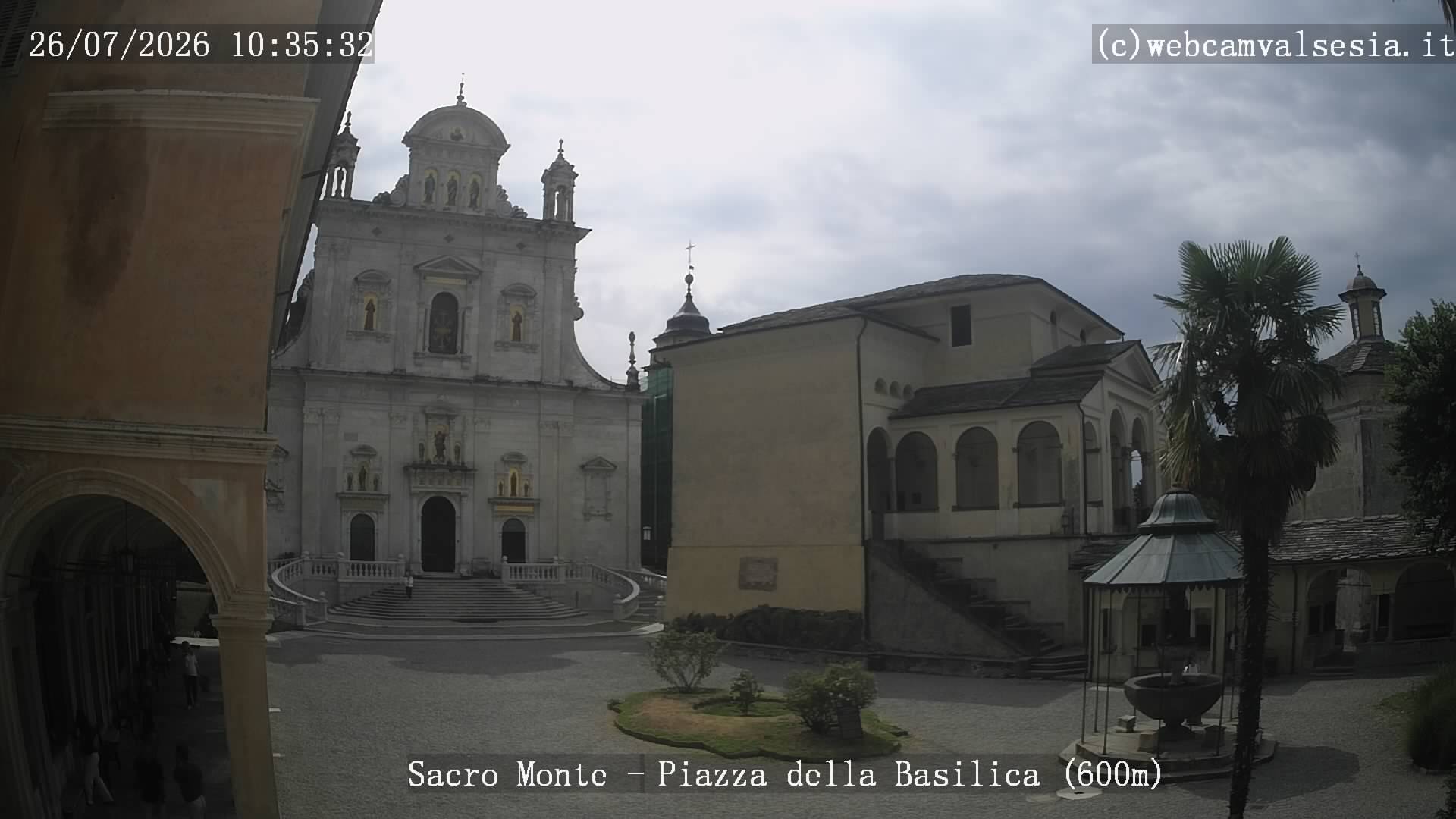 immagine della webcam nei dintorni di Madonna del Sasso: webcam Varallo